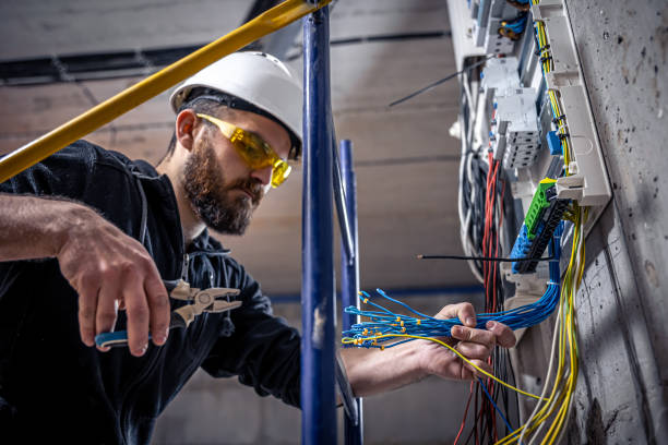 Best Licensed Electrician  in Mason, OH